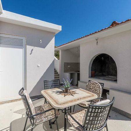 Villa Ivan Трогир Екстериор снимка